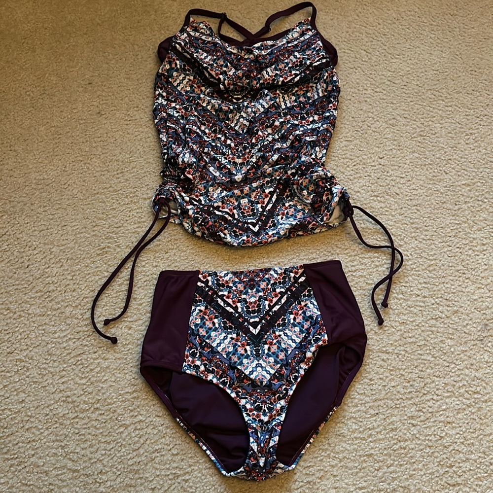 Athleta 2-piece bathing suit